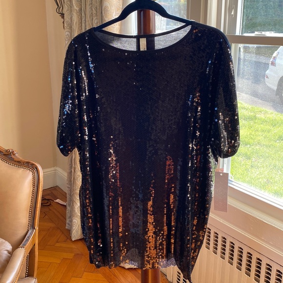 Loveappella Tops - Loveappella Sequined Front Top in Black, One Size